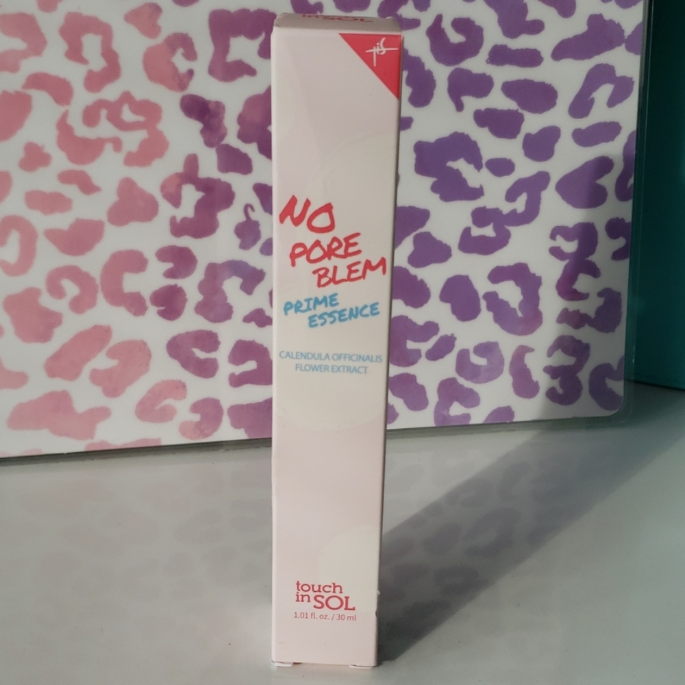 Touch in SOL No PoreBlem Prime Essence